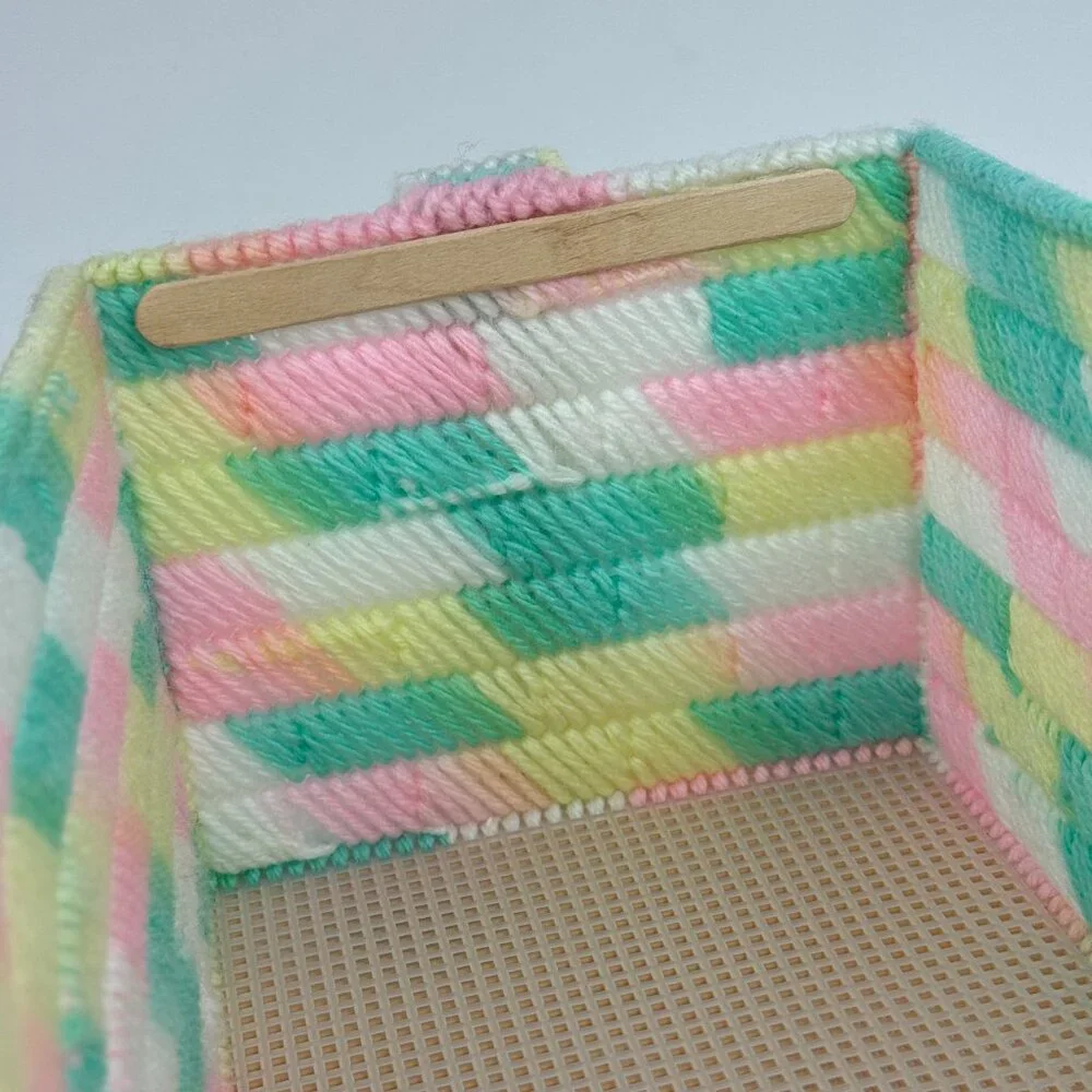 Vtg Pastel Colorful Multicolor Yarn Plastic Canvas Rectangle w Handle Basket‎
